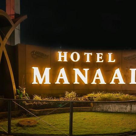 Hotel Manaal Akolia 外观 照片