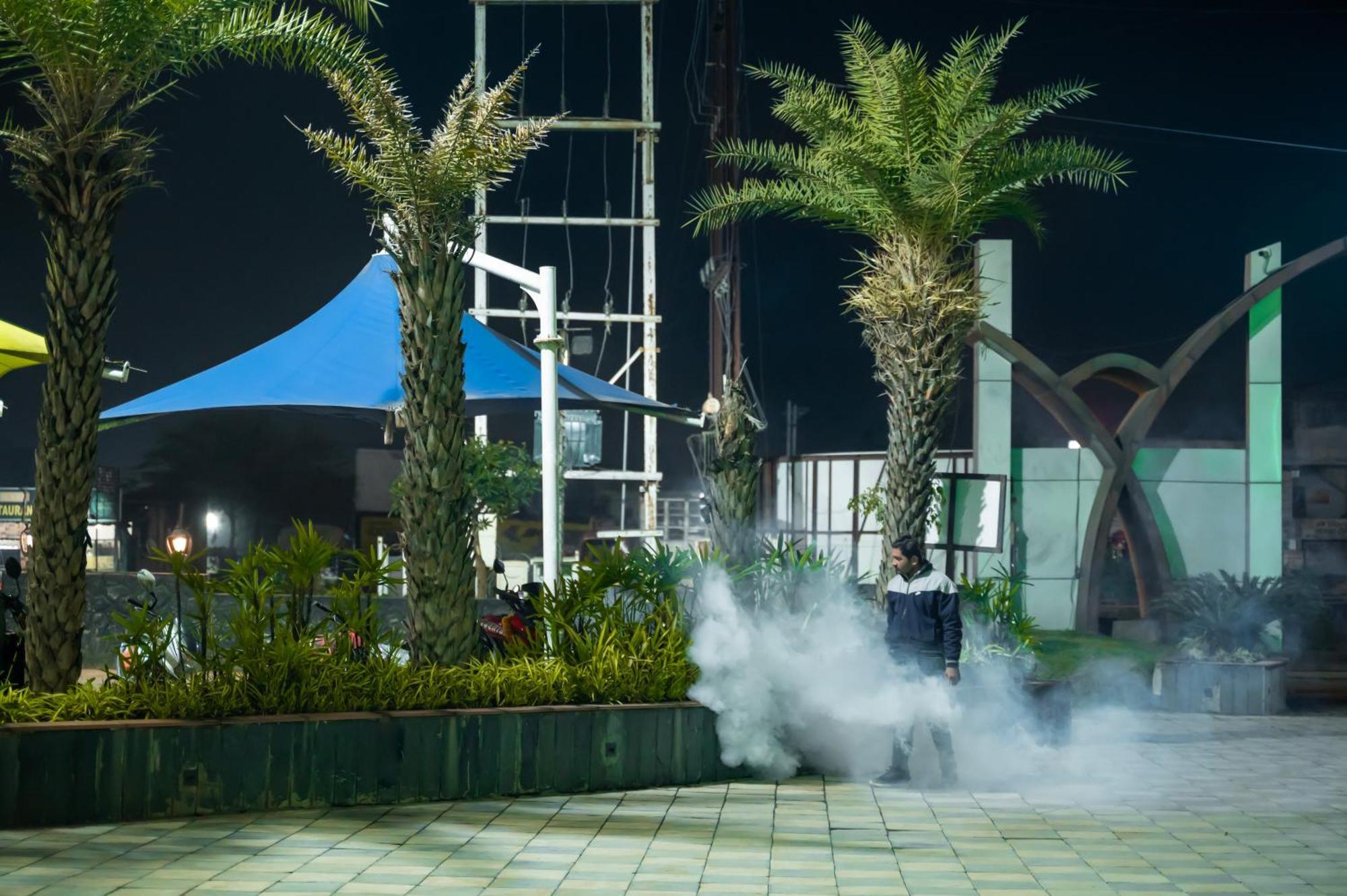 Hotel Manaal Akolia 外观 照片